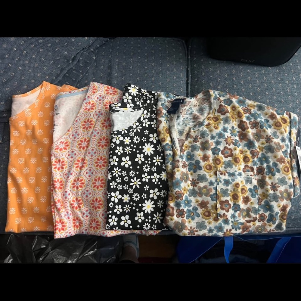 Women’s Tops size L